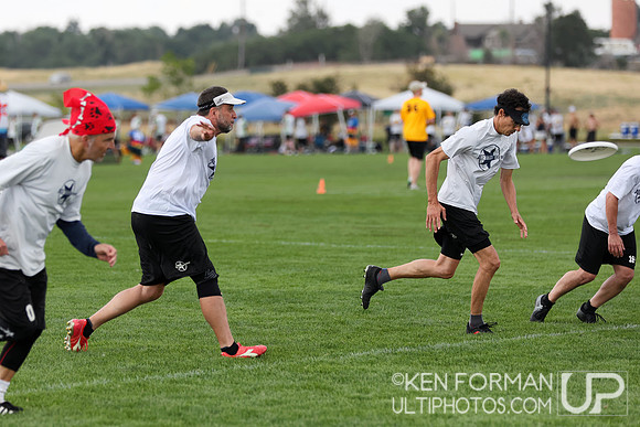 Age Against the Machine v. TriAged at the 2021 USAU Masters National Championships