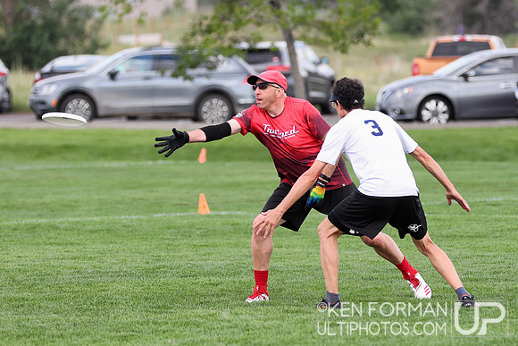 Age Against the Machine v. TriAged at the 2021 USAU Masters National Championships