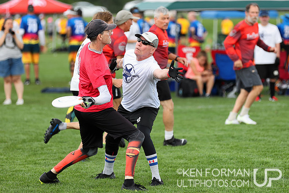 Age Against the Machine v. TriAged at the 2021 USAU Masters National Championships