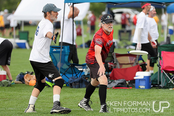 Age Against the Machine v. TriAged at the 2021 USAU Masters National Championships