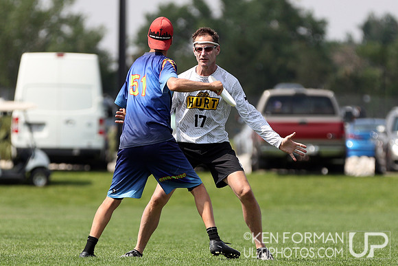Chronic v. Hurt at the 2021 USAU Masters National Championships
