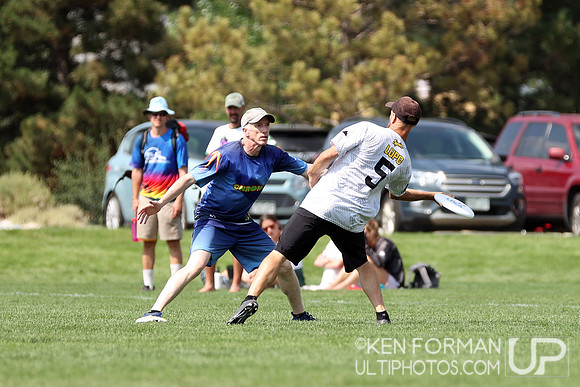 Chronic v. Hurt at the 2021 USAU Masters National Championships