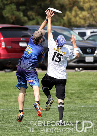 Chronic v. Hurt at the 2021 USAU Masters National Championships