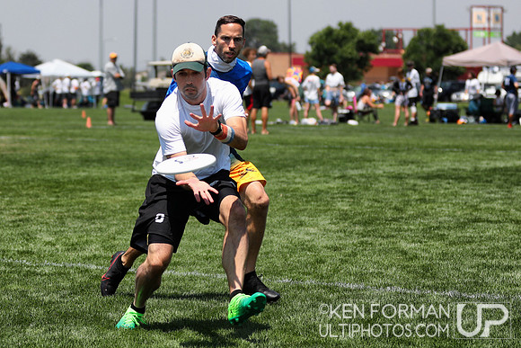 Endless Sunset v. Eldors at the 2021 USAU Masters National Championships