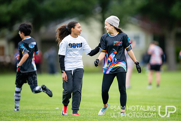 Pool play round I at DiscNW Spring Reign