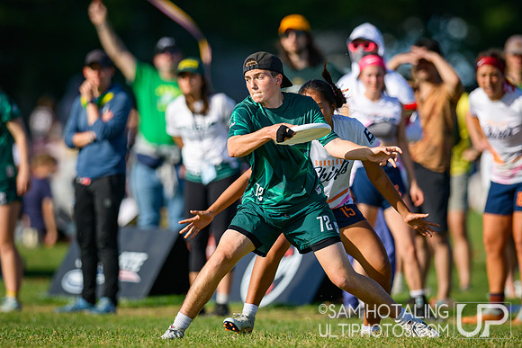 Pre-quarterfinals at USAU D-I College Championships