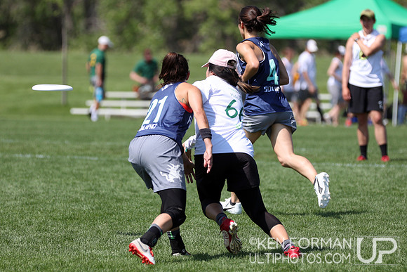 Reboot Squad vs. Ripe at the 2021 USAU Masters National Championships