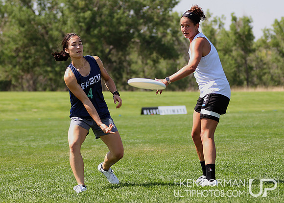 Reboot Squad vs. Ripe at the 2021 USAU Masters National Championships