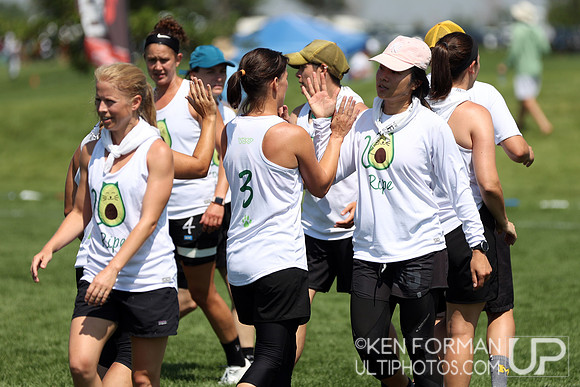Reboot Squad vs. Ripe at the 2021 USAU Masters National Championships