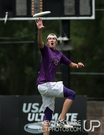 2012 USAU D-I College Championships Sunday Action