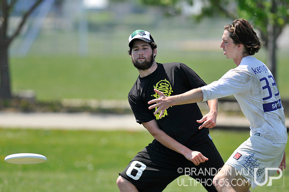 Saturday Open Pool Play & Crossovers - 2012 USAU D-III College Championships