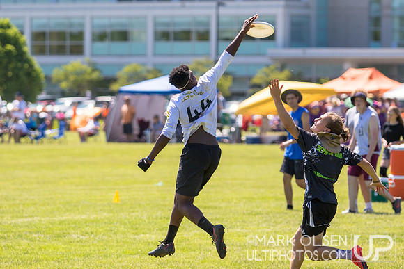 Wisconsin HS States Saturday Round 2
