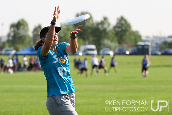 SOS vs. Shipwreck in Pre-Quarters at the 2021 USAU Masters National Championships