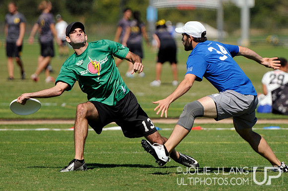 USA Ultimate Nationals Championships 2013 - Johnny Bravo vs Chain Lightning 3rd Round Pool Play