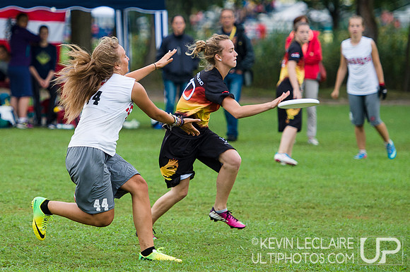 Monday Round 5 Pool Play Action