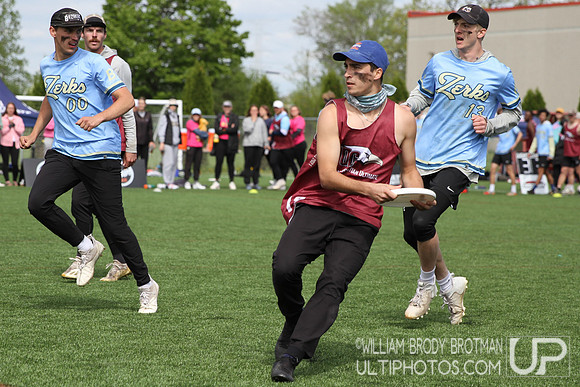 Day 3 of USA Ultimate 2022 D-III College Championships