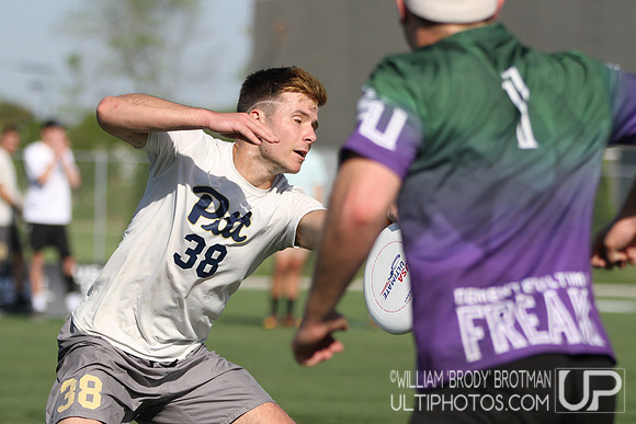 Day 1 of D-I College Championships