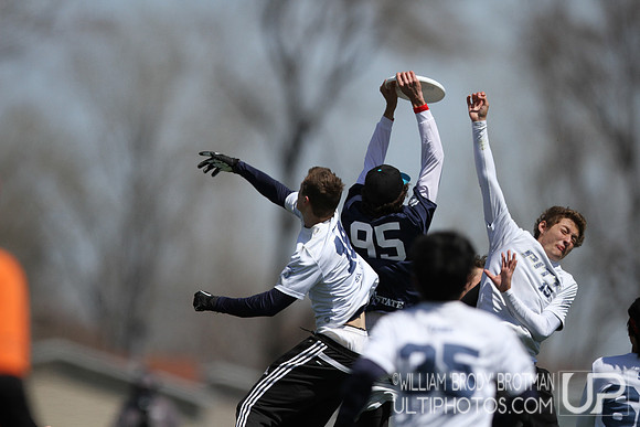 Sunday Action - USA Ultimate 2014 College Division I Ohio Valley Regional Tournament