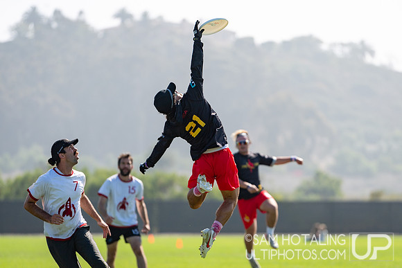 Pool play at at USAU Club Championships