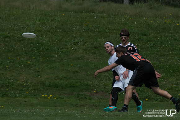 SF Dogfish v. Seattle Rainmakers at Boxer Stadium 4/12/2014