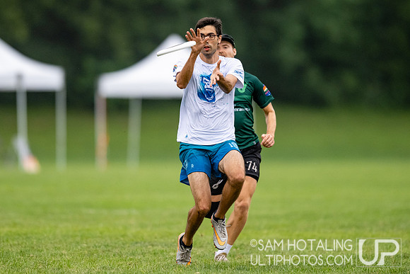Gentle vs Guayota in pool play at World Ultimate Club Championships
