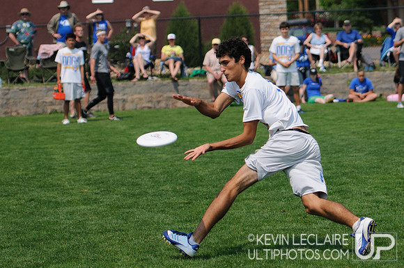 2012 USAU D-I College Championships Saturday Action