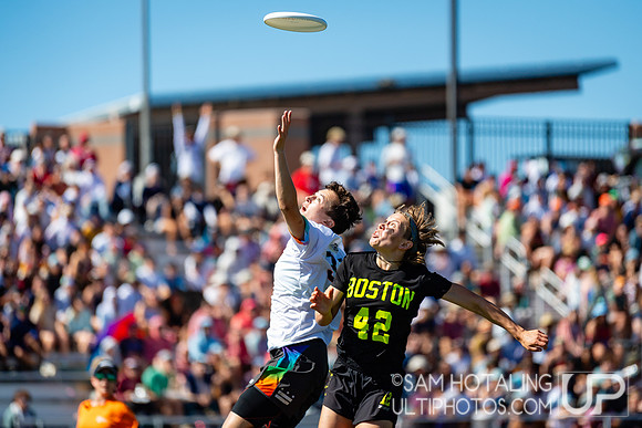 Brute Squad vs. Scandal in finals at USAU Club Championships