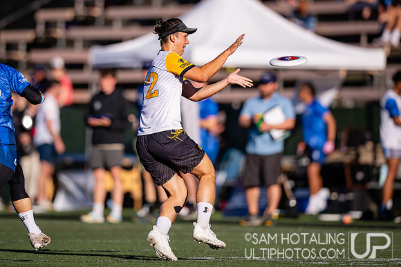 Oakland Spiders at Seattle Cascades in the UFA Regular Season