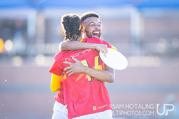 Machine vs. Truck Stop in finals at USAU Club Championships