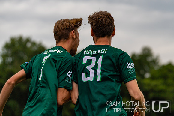 Gentle vs Guayota in pool play at World Ultimate Club Championships