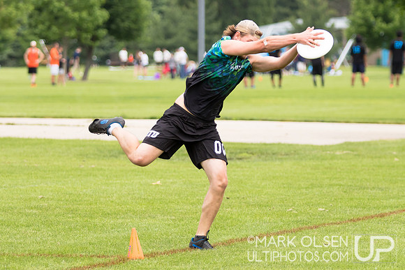 Illinois HS State Championships Saturday D1 Round 2