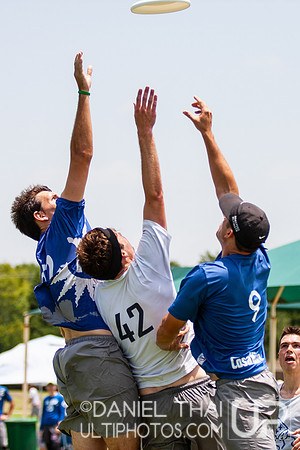 Texas 2 Finger  – Saturday Pool Play