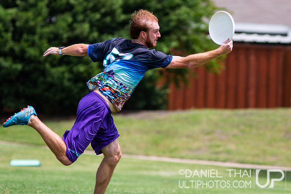Texas 2 Finger  – Saturday Pool Play
