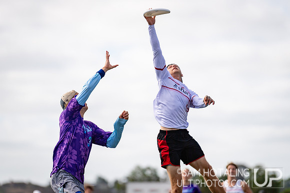 Hybrid vs. shame. in finals at USAU Club Championships
