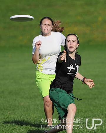Saturday 4:45pm Girls 1v1 Crossover games