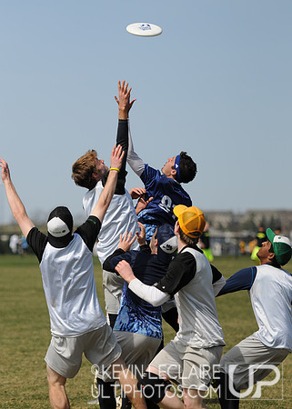 Sunday Open Division Semifinals Action