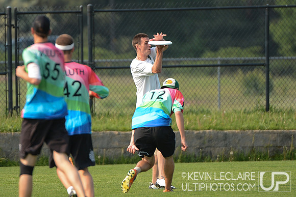 2012 USAU D-I College Championships Saturday Action