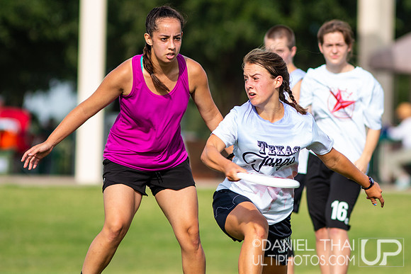 Texas 2 Finger  – Saturday Pool Play