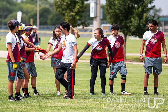 Texas 2 Finger  – Saturday Pool Play