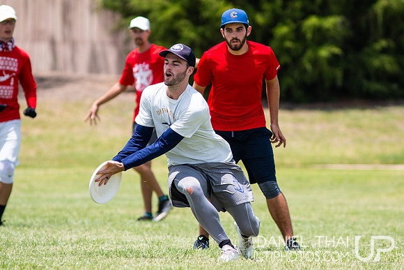 Texas 2 Finger  – Saturday Pool Play