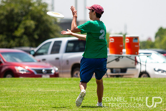Texas 2 Finger  – Saturday Pool Play