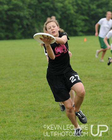 Girls 10:30am Sunday Round (Qtrs) -- 2011 HS Easterns