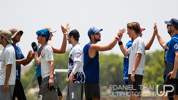 Texas Two Finger - Sunday Bracket Play