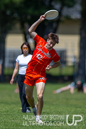Day 2 of the USA Ultimate D-I College Championships
