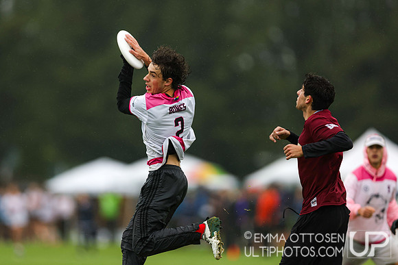 Saturday full coverage from USAU D-IIII College Championships, Pool Play Round 1: Claremont vs OKC