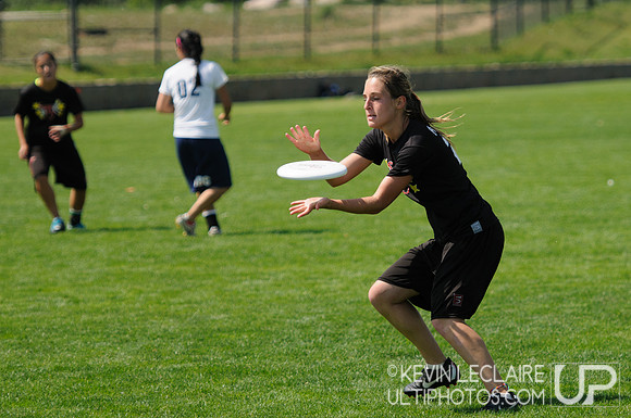 2012 USAU D-I College Championships Friday Action