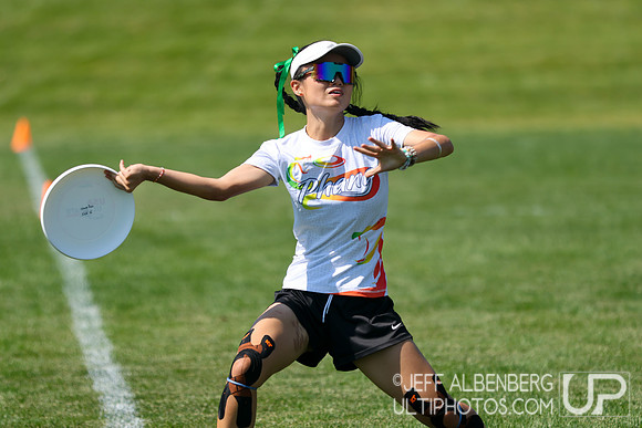 Pool play at USAU Youth Club Championships