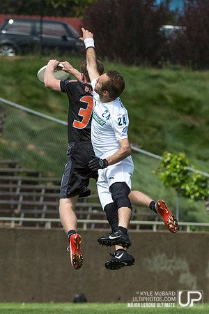 SF Dogfish v. Seattle Rainmakers at Boxer Stadium 4/12/2014