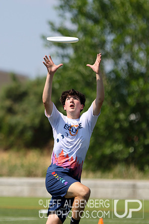 Pool play at USAU Youth Club Championships