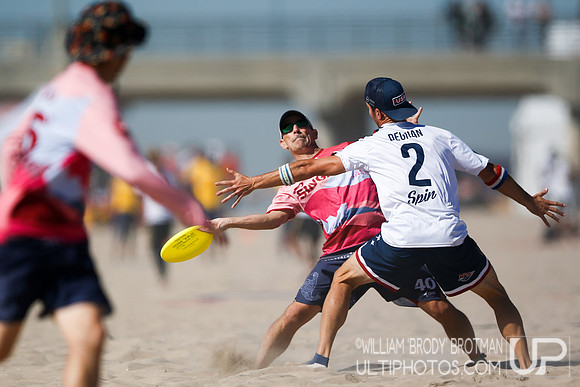 Day 1 of the WFDF 2023 World Beach Ultimate Championships
